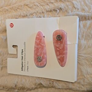 Lululemon alligator hair clips